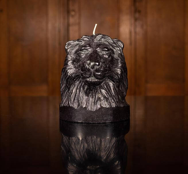 BRITISH COLOUR STANDARD - Jet Black Lion Head Candle